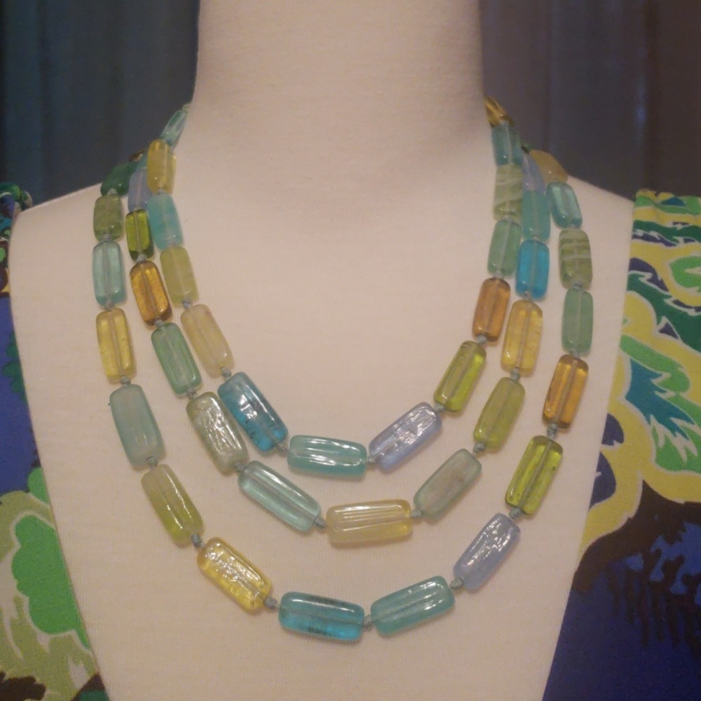 Vintage '70s Glass Bead Necklace